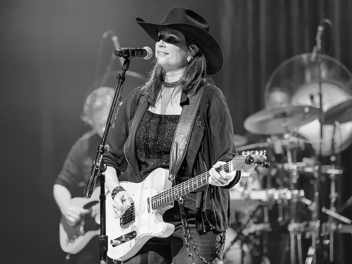Terri Clark Hotel Package