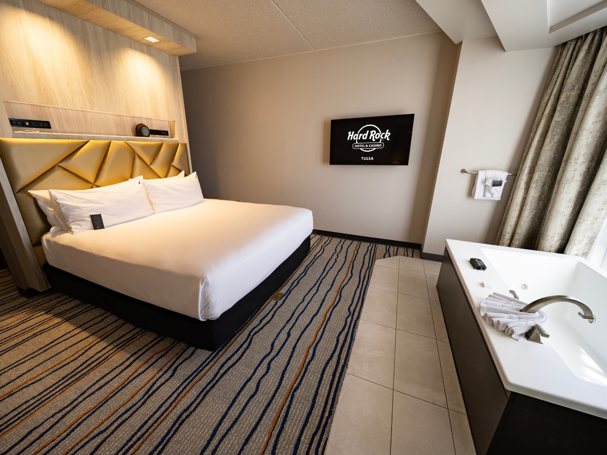 Hard Rock Tower Rock N Roll Suite