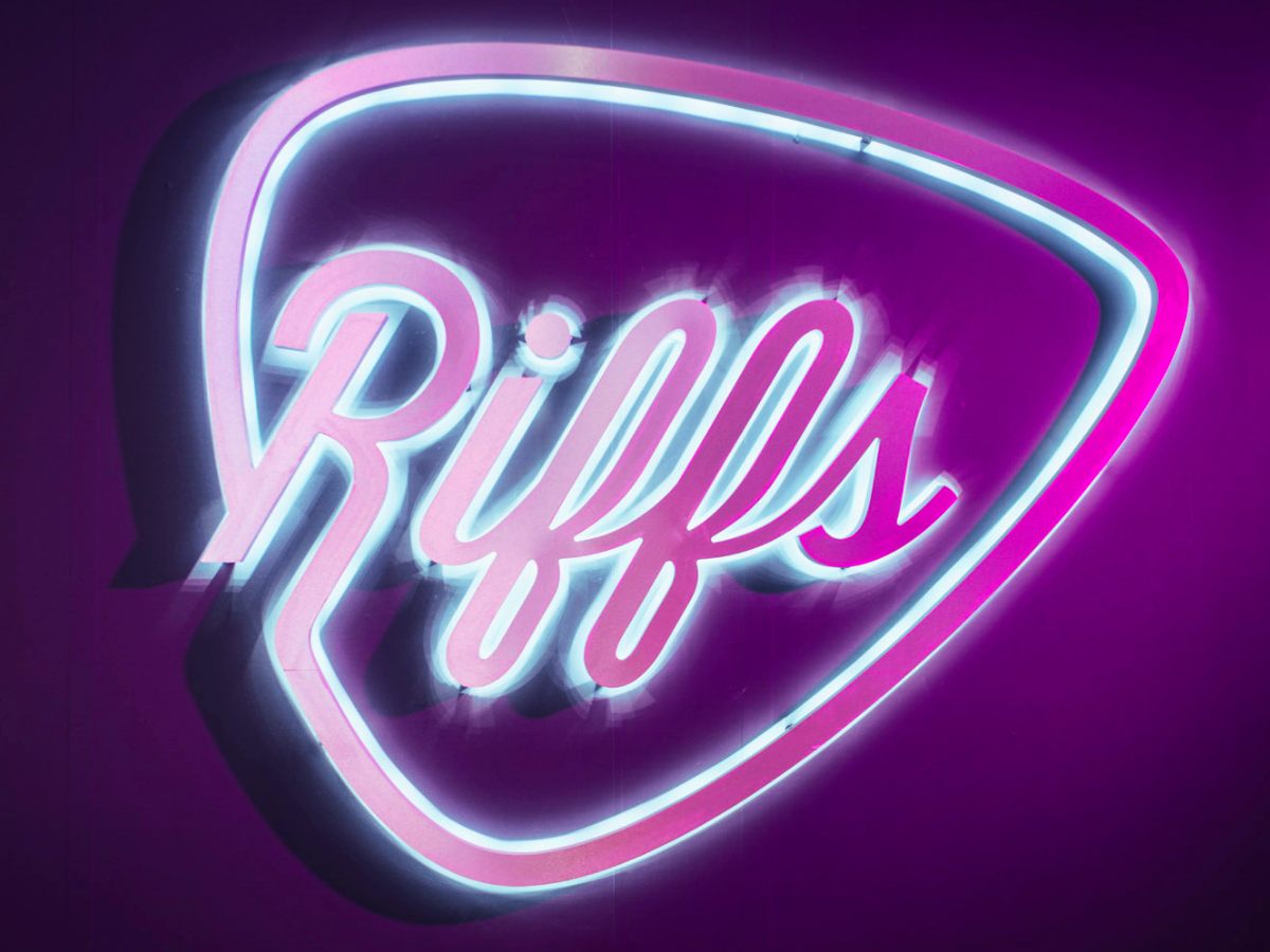 Riffs Bar Neon Sign