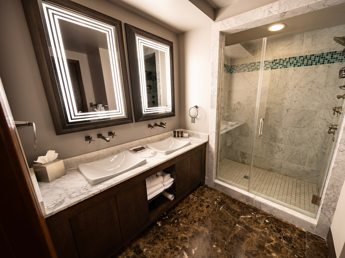 Hard Rock Tower Rock N Roll Suite