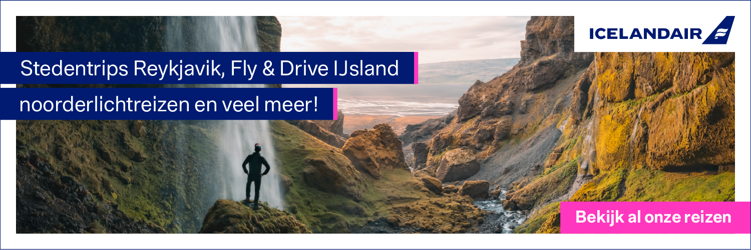 bannerafbeelding van een man bij een waterval en de tekst: “stedentrips reykjavik, fly & drive ijsland noordlichtreizen en veel meer!”