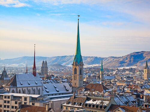 a winter view of the Zurich skyline