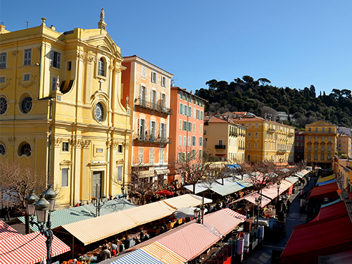 A overhead shot of a flower market in Nice, Marché Aux Fleurs Cours Saleya 