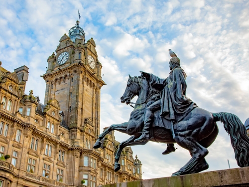 Edinburgh historical square with statue