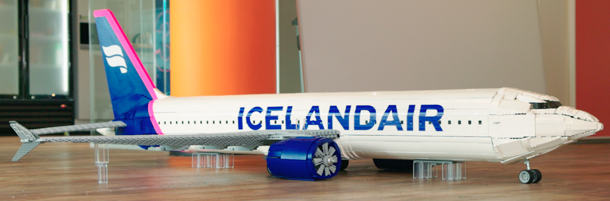 Icelandair plane made from LEGO bricks, with Icelandair livery and pink tail stripe