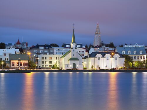 tjörnin pond and hallgrímskirkja behind
