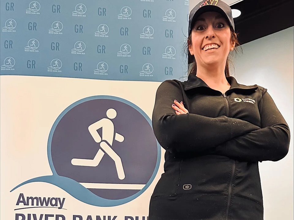 Photo of Lauren Holben.