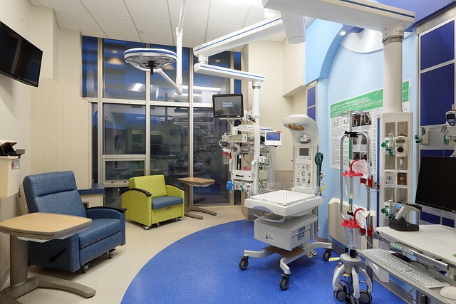 Pediatric Cardiac Intensive Care Unit (PCICU) inside Corewell Health Helen DeVos Children's Hospital