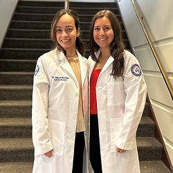 pair of 2023 medical student ambassadors