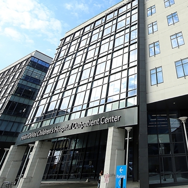 Exterior of 35 Michigan Street medical office building