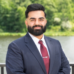 Muhammad Khan, DO