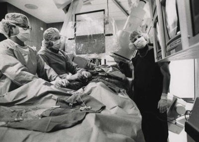 Black and white photo of cardiologists in a surgery