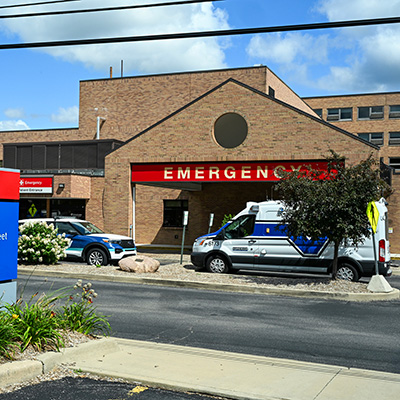 Exterior of Corewell Health Wayne Hospital