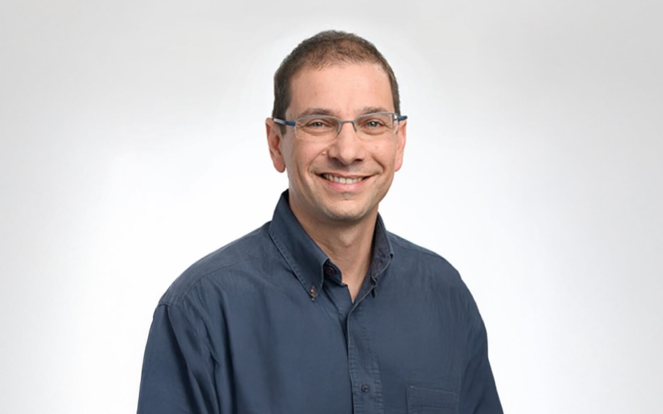 Amir Ofek, CEO of AxoniusX