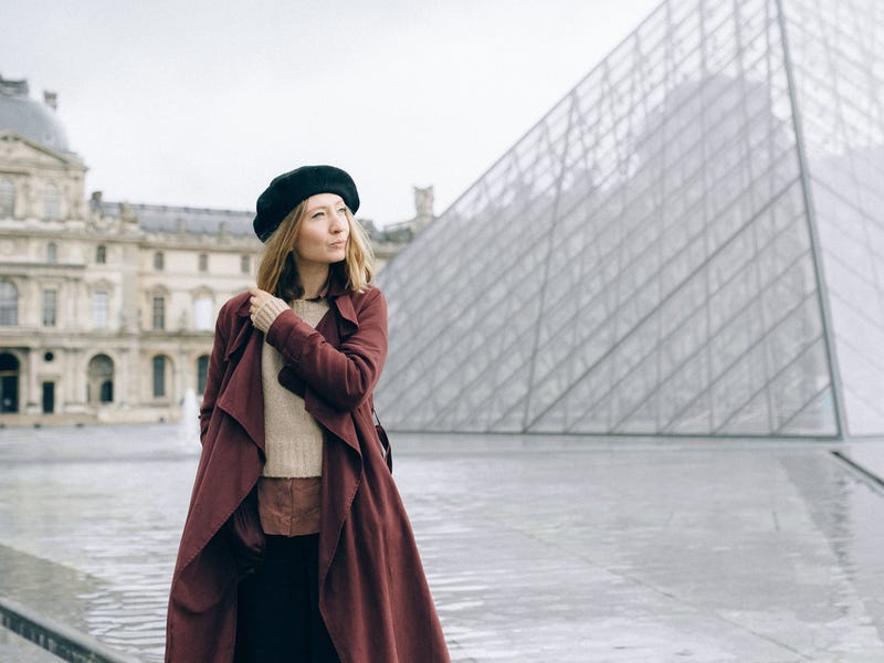 Mulher usa palavras em francês