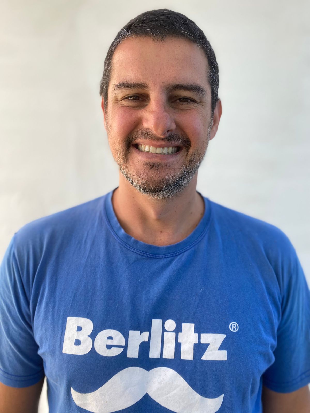 Professor Julio Chantre.