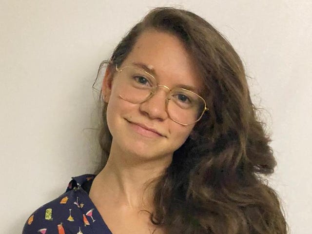 Débora Andrade Ferreira dá aulas no Berlitz