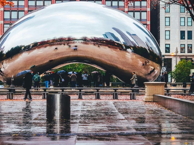 Estrutura de metal como arte de rua em Chicago, nos Estados Unidos.