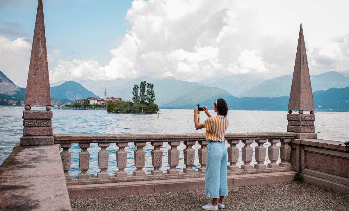 Mulher tem aulas particulares de italiano com o Private Program do Berlitz
