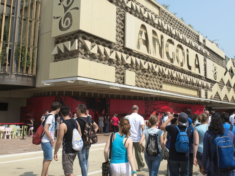 Angola é um dos países que falam português