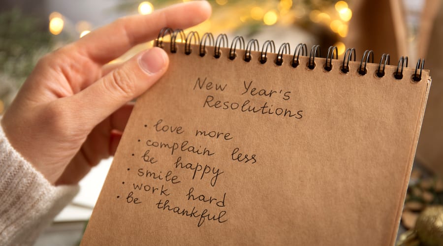 Lista em inglês de metas para o ano novo.