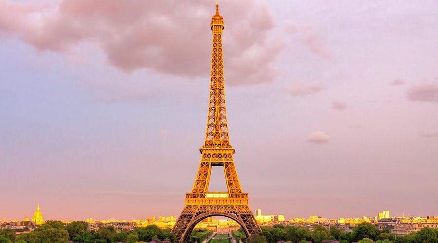 Torre Eiffel localizada em Paris.