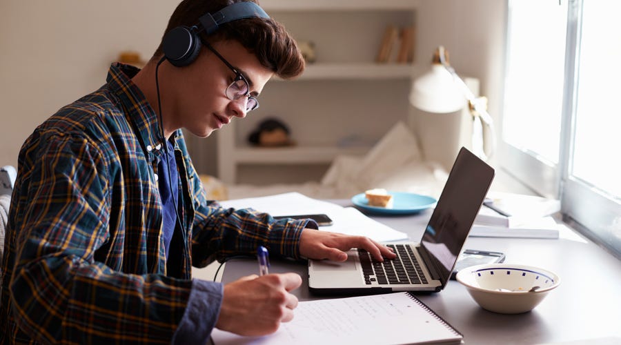 melhor idade para aprender inglês