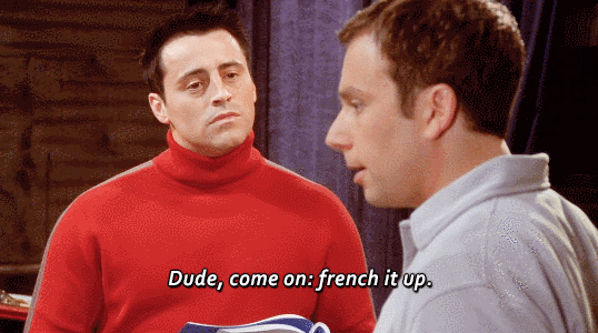Joe falando francês na série Friends