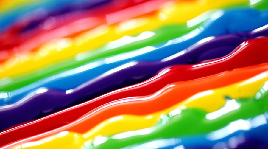 fileira de cores em tinta em francês