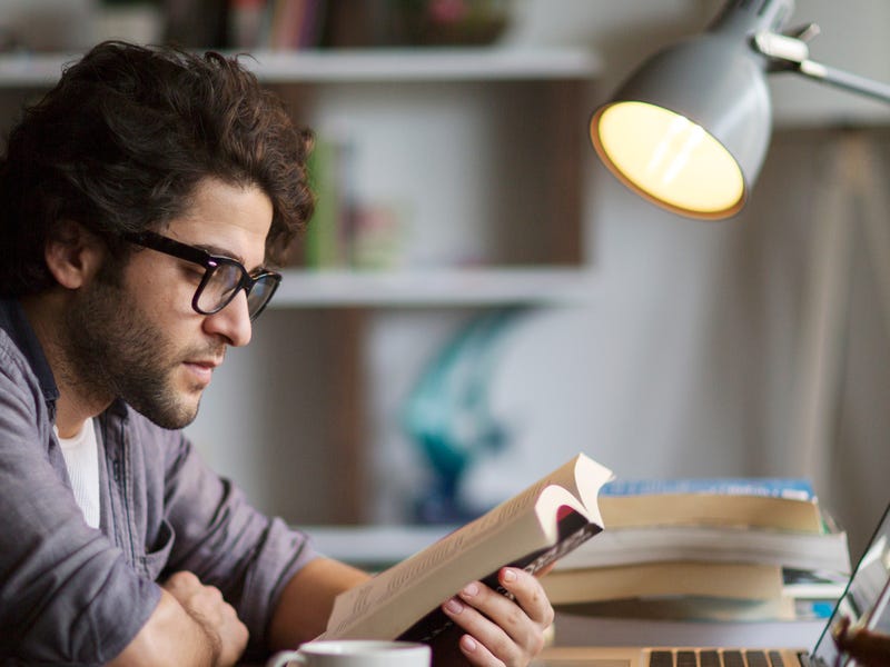 Conheça os 100 verbos mais usados em espanhol com o Berlitz.