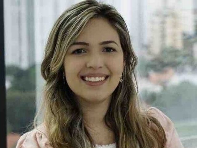 Amanda Babo é Gerente de Customer Success (B2B) no Berlitz