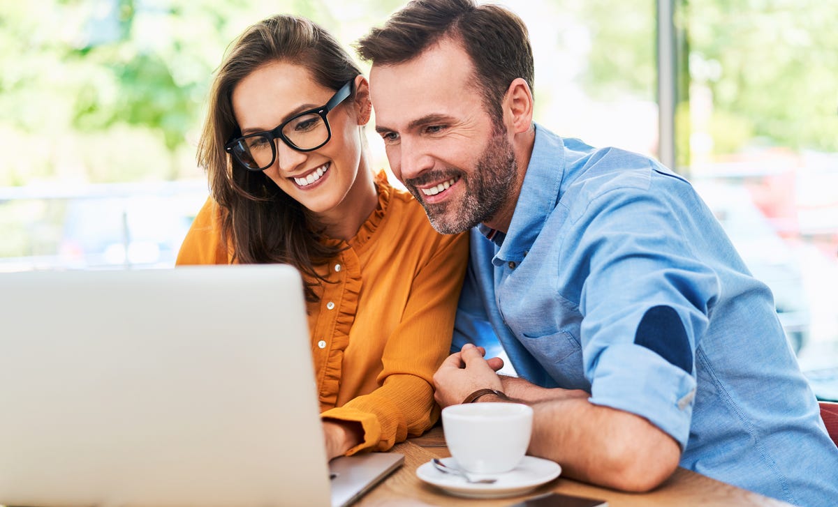 Casal faz curso de férias de inglês do Berlitz juntos