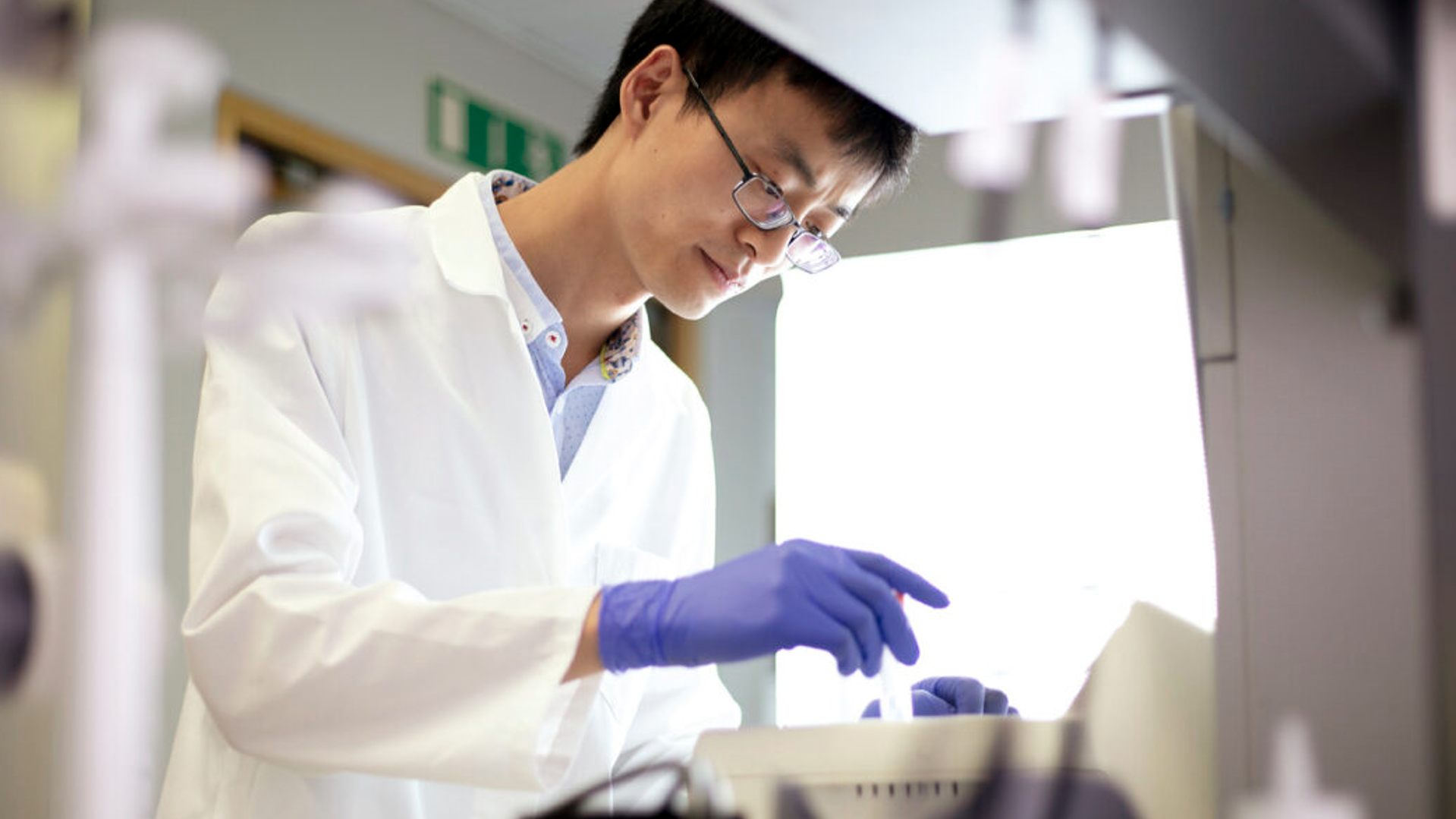 Farmacêuticas capacitam seus profissionais com o idioma inglês