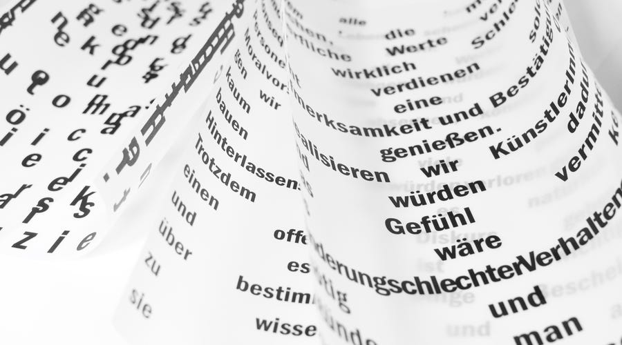 páginas contendo o alfabeto em alemão