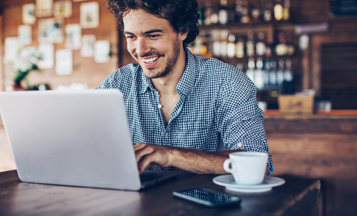 Aulas de idiomas ao vivo em grupo no Berlitz