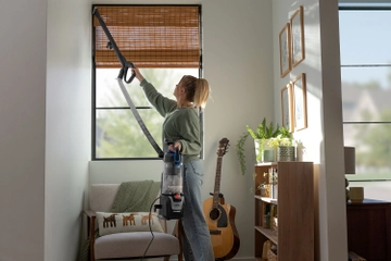 using vacuum pod to vacuum above floors