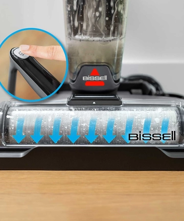 Brush Roll Turning on Storage Tray Cleaning machine.