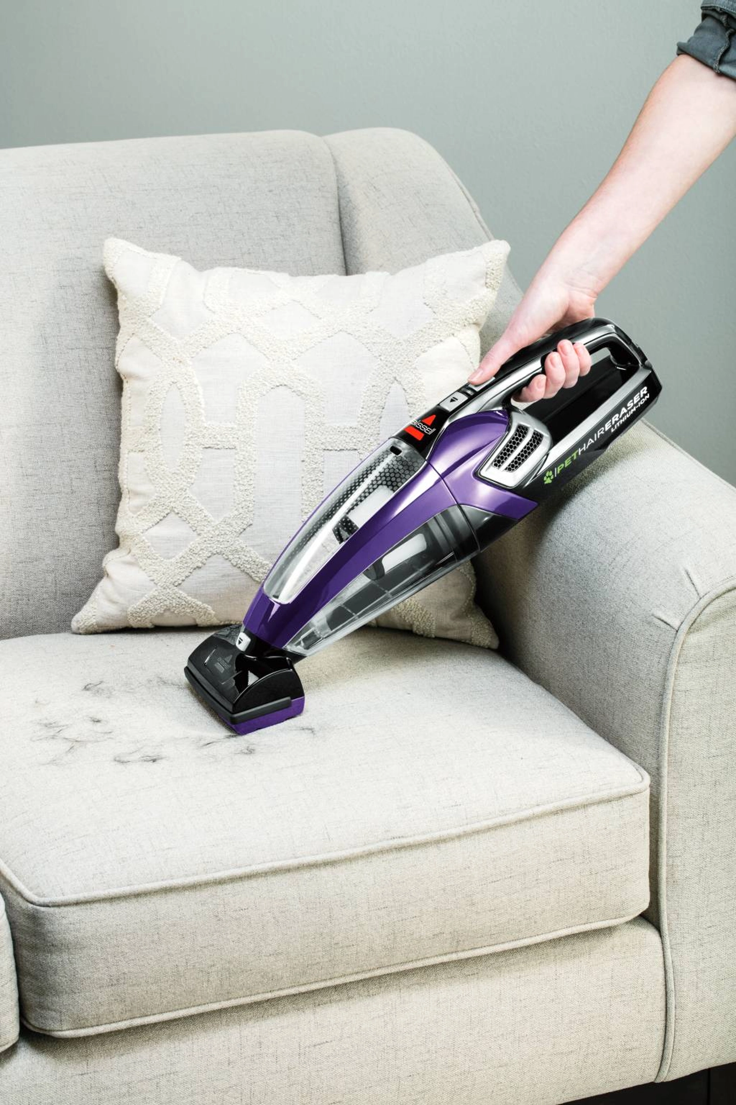 Cordless Handheld Vacuums BISSELL®