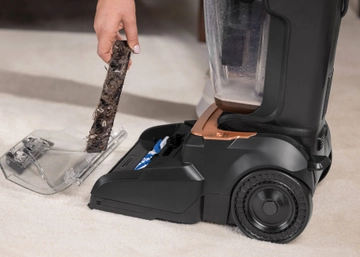Removing Floor nozzle and catch tray