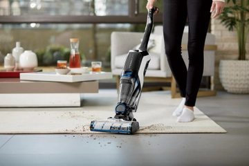 CrossWave Cordless Max Multi-Surface Wet Dry Vac switching from area rug to hard flooring