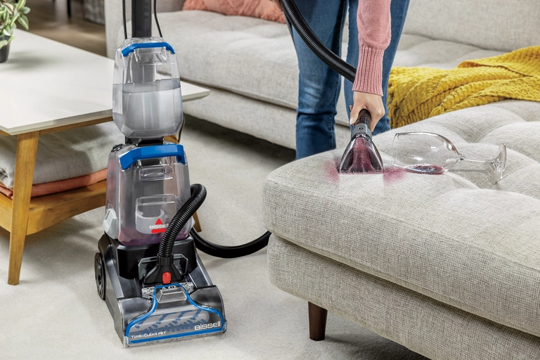 TurboClean™ Pet Upright Carpet Cleaner 3948 BISSELL