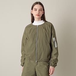 トラヴィスマシュー ブルゾン カーキ Lサイズ 【新品】 トラヴィスマシュー ブルゾン カーキ Lサイズ 【新品