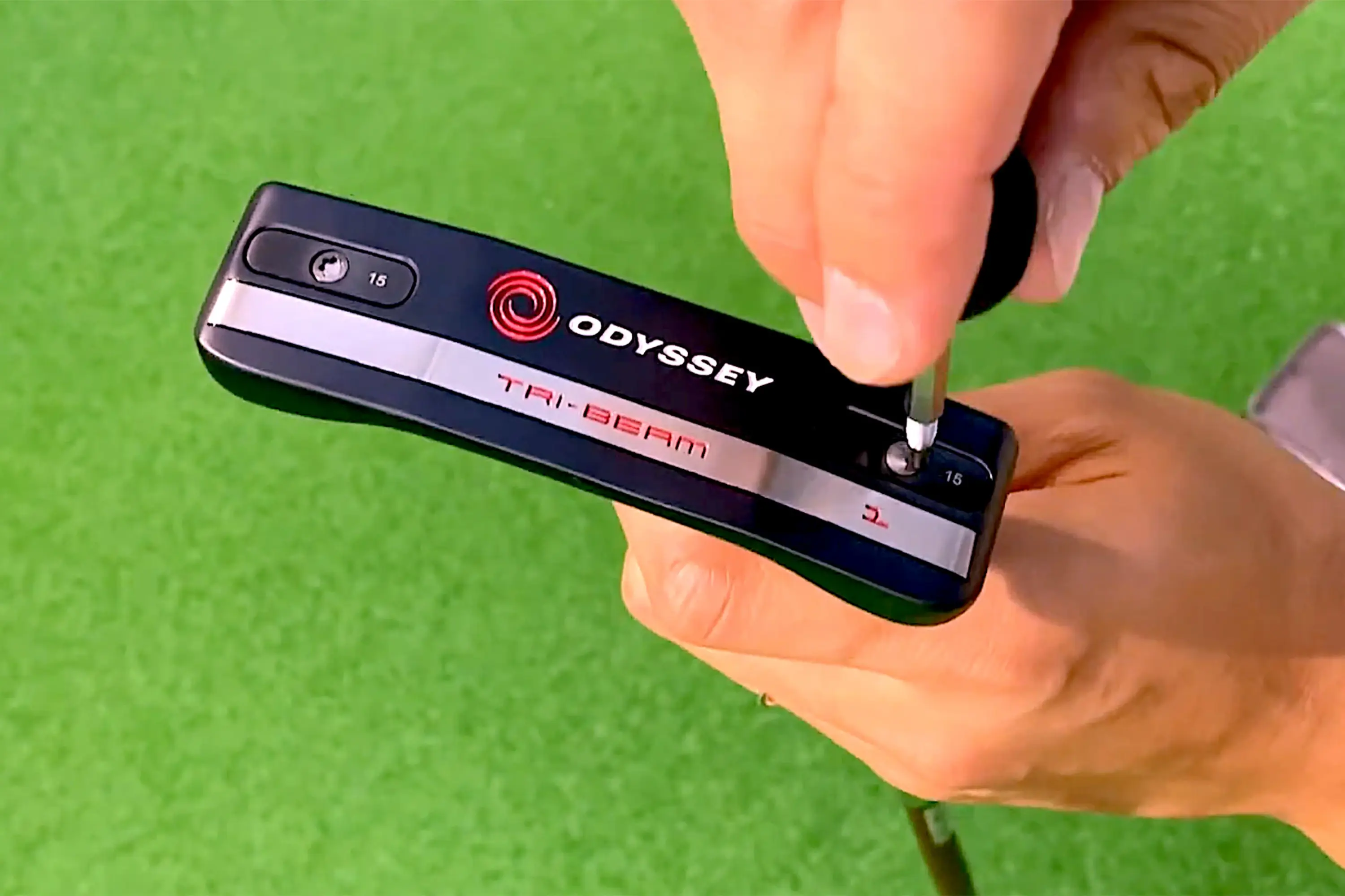 ディアマナ　キャロウェイ　オデッセイ　パーリーゲイツ Odyssey Golf Official Site | #1 Putter on Tour