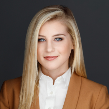 Headshot of Kristy Hornland