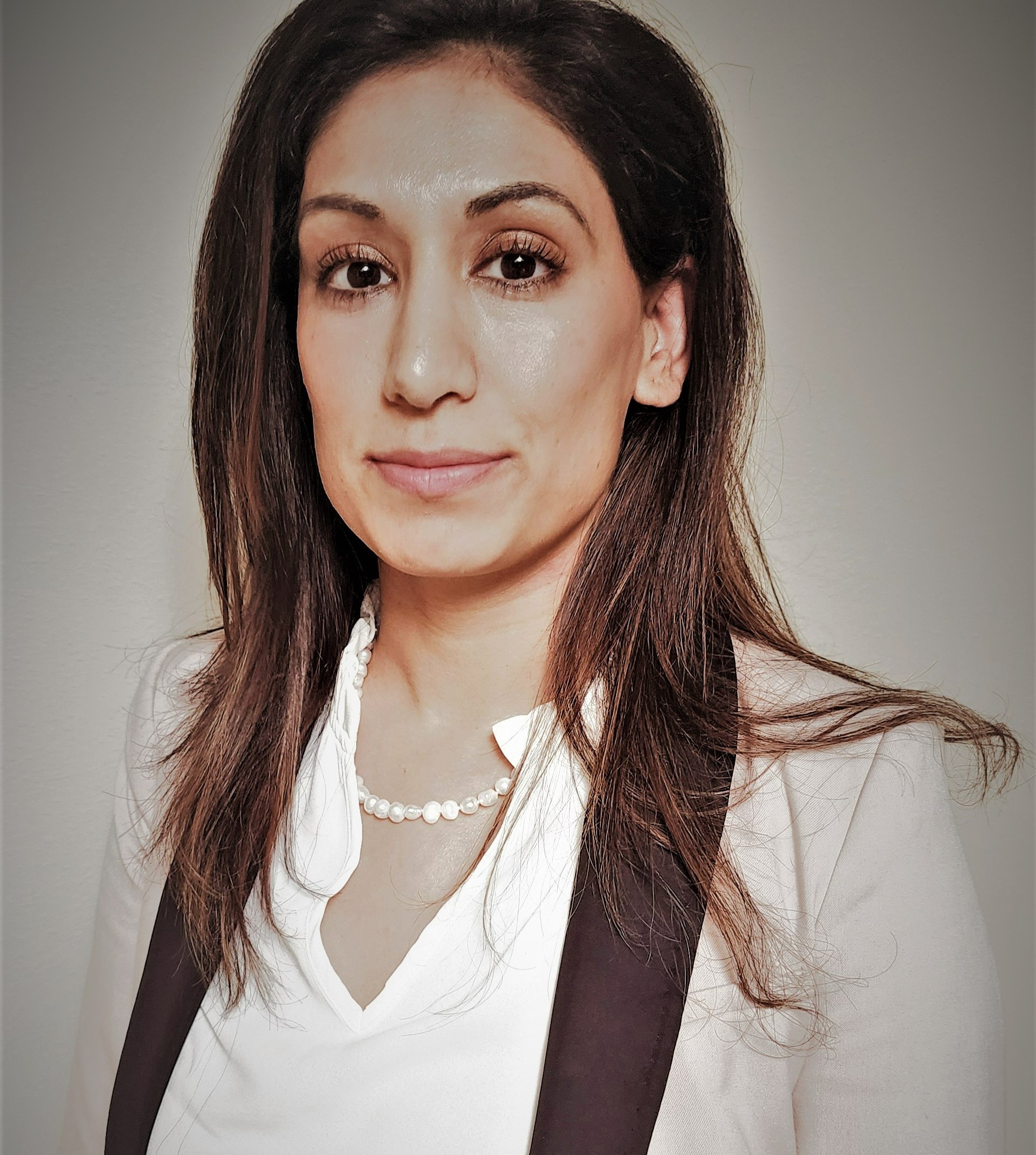 The Power Of LinkedIn: Ava Reyes' Network
