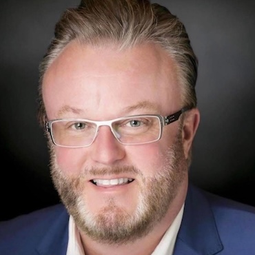 Headshot of Matthew Willard