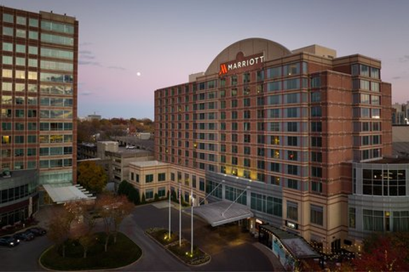 Nashville Marriott at Vanderbilt University.jpg
