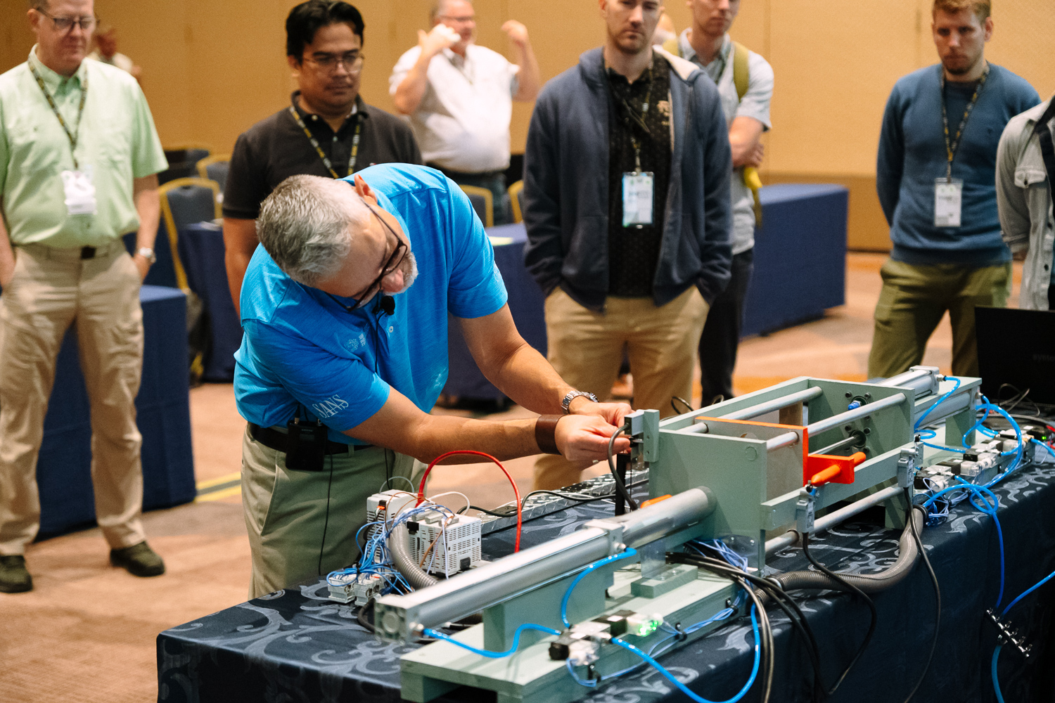 SANS Certified Instructor Jeffrey Shearer Leading a Workshop