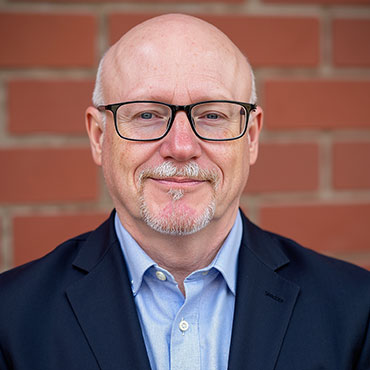 Headshot of Mike Holcomb