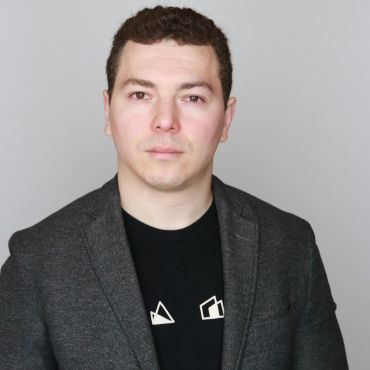 Headshot of Ross Haleliuk